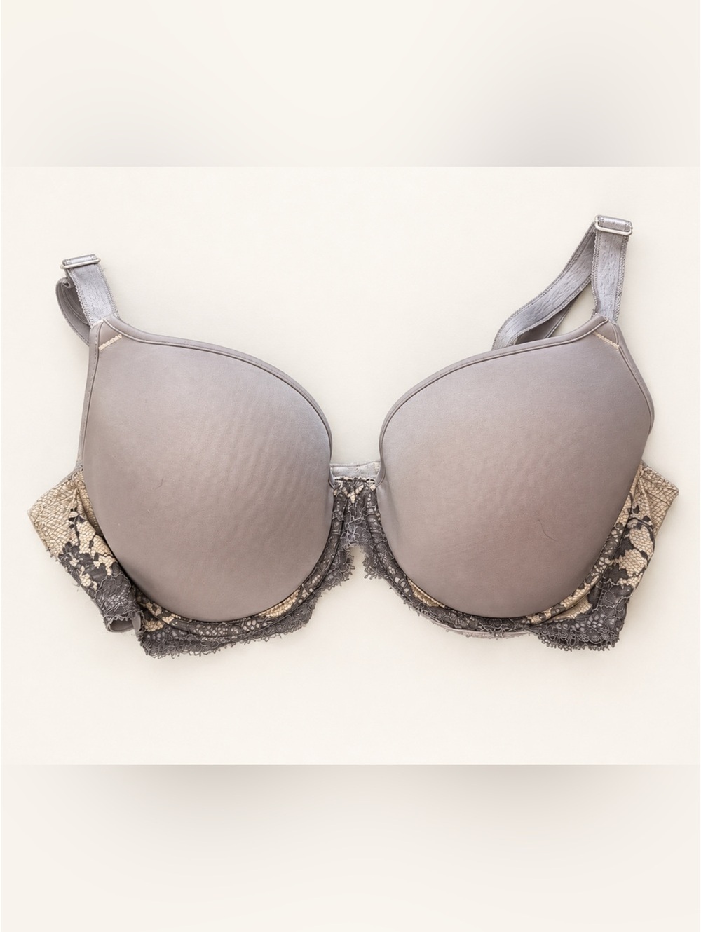 34DD Wacoal Lace-Trim Molded Bra - Taupe